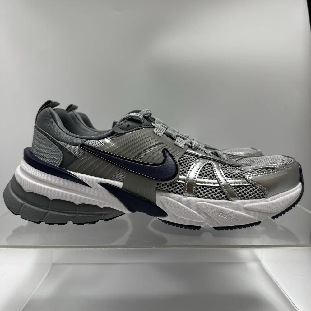 Brand New Nike V2K Run Wolf Grey Midnight Navy Blue HJ4497-002 Men's Size 11